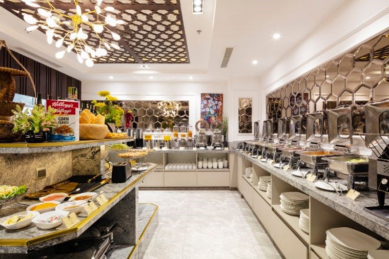 Khách Sạn Ivy Hotel Nha Trang